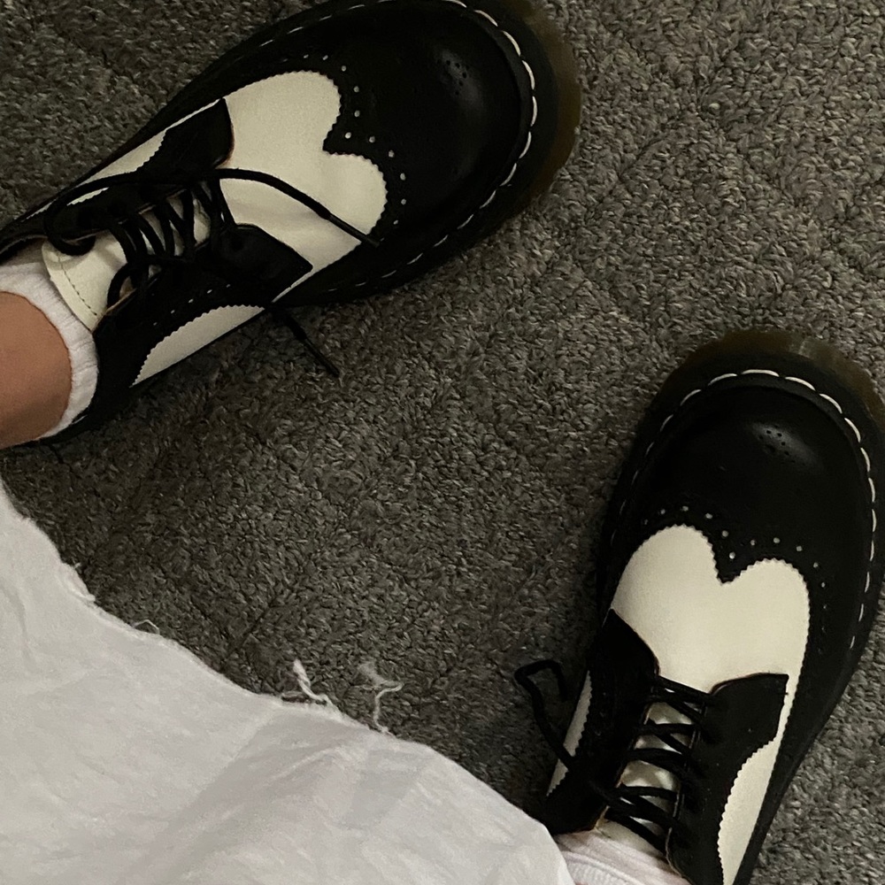 Meet your Posher, Ava